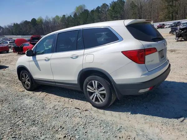 5FNYF5H52HB037949 2017 HONDA PILOT - Image 2