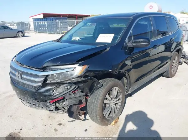 5FNYF5H52HB042925 2017 HONDA PILOT - Image 2