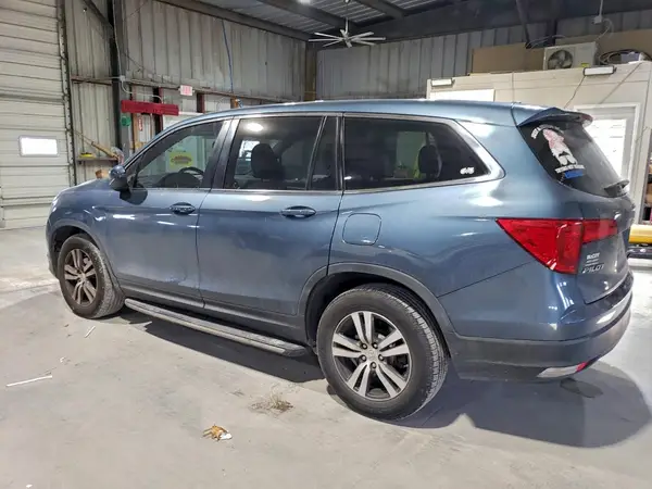 5FNYF5H52HB047011 2017 HONDA PILOT - Image 2