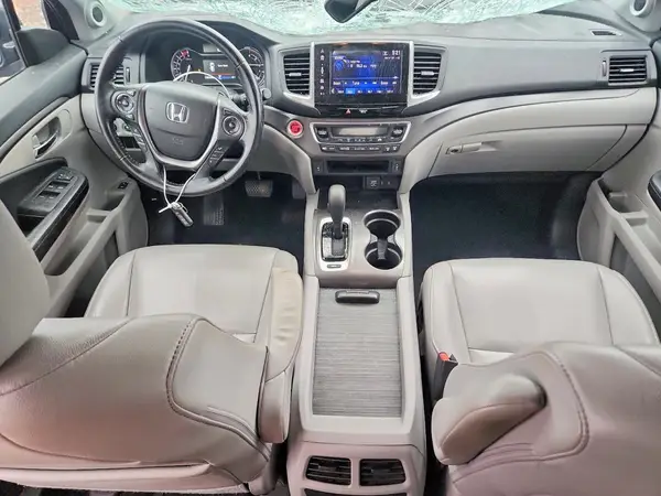 5FNYF5H52JB005167 2018 HONDA PILOT - Image 8