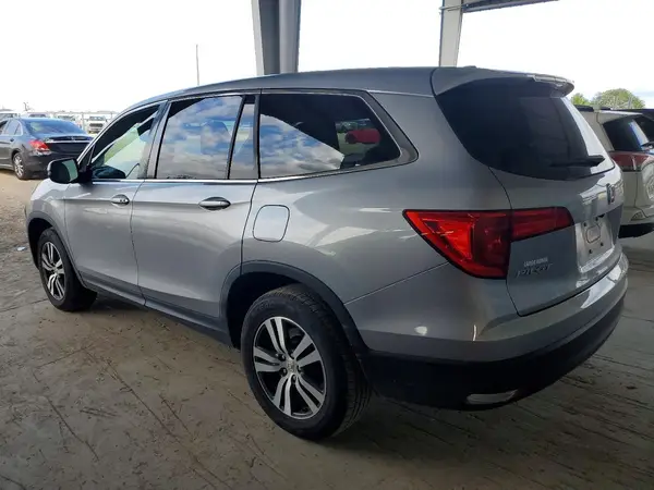 5FNYF5H52JB009655 2018 HONDA PILOT - Image 2