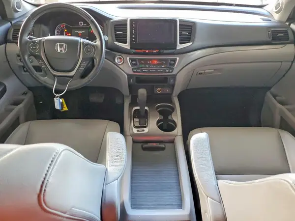 5FNYF5H52JB009655 2018 HONDA PILOT - Image 8