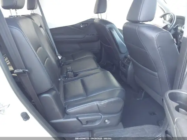 5FNYF5H52JB012152 2018 HONDA PILOT - Image 8