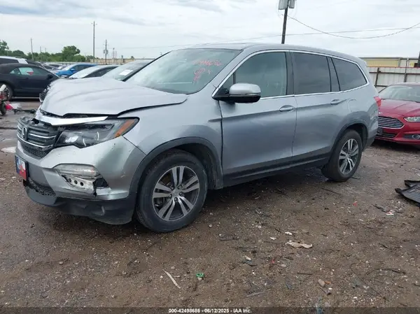 5FNYF5H52JB013043 2018 HONDA PILOT - Image 2