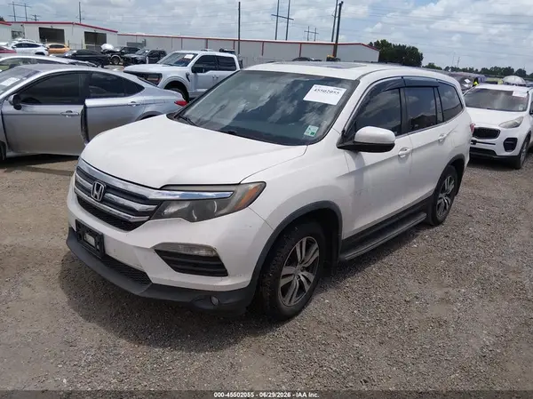 5FNYF5H52JB020915 2018 HONDA PILOT - Image 2