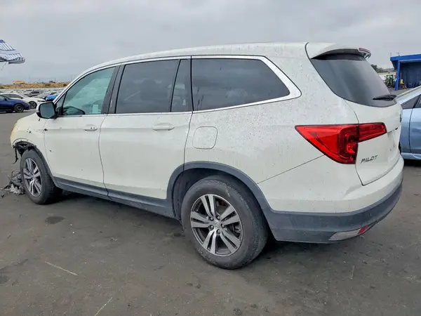 5FNYF5H52JB024236 2018 HONDA PILOT - Image 2