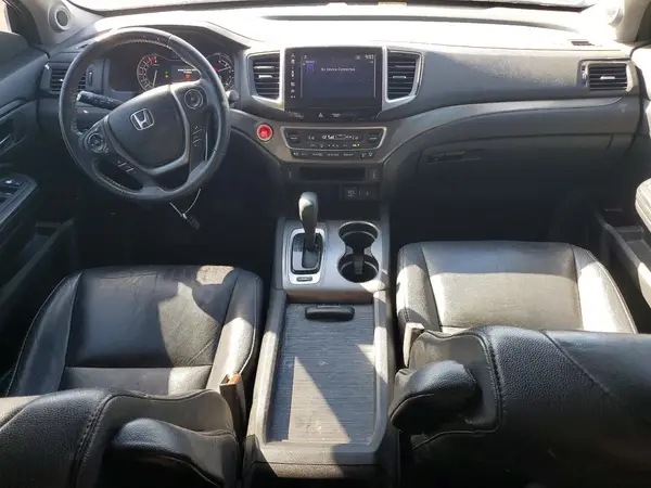 5FNYF5H52JB025662 2018 HONDA PILOT - Image 8