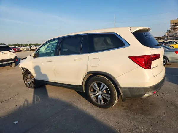 5FNYF5H52JB026276 2018 HONDA PILOT - Image 2
