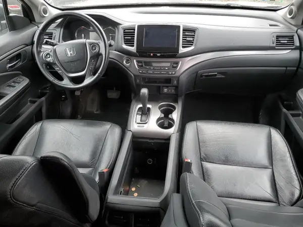 5FNYF5H52JB031574 2018 HONDA PILOT - Image 8