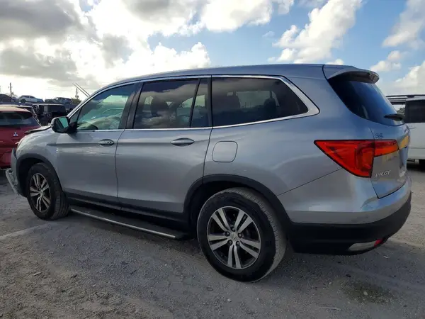 5FNYF5H52JB032949 2018 HONDA PILOT - Image 2