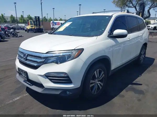 5FNYF5H52JB033437 2018 HONDA PILOT - Image 2