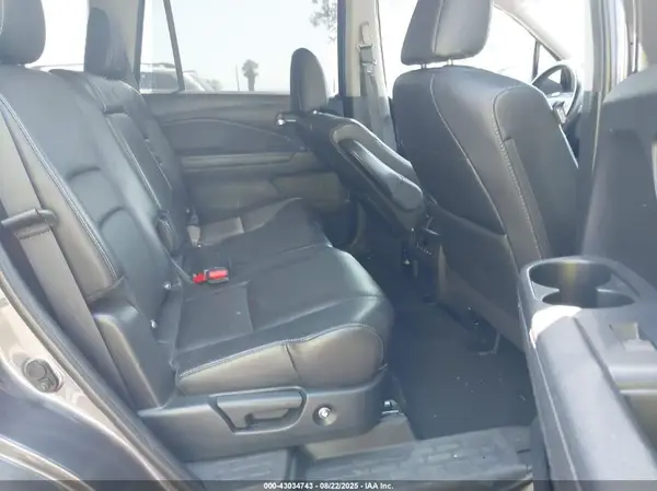 5FNYF5H52KB003310 2019 HONDA PILOT - Image 8