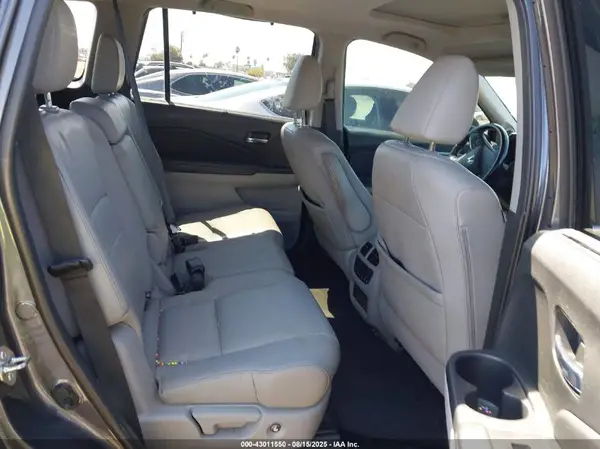 5FNYF5H52KB011780 2019 HONDA PILOT - Image 8