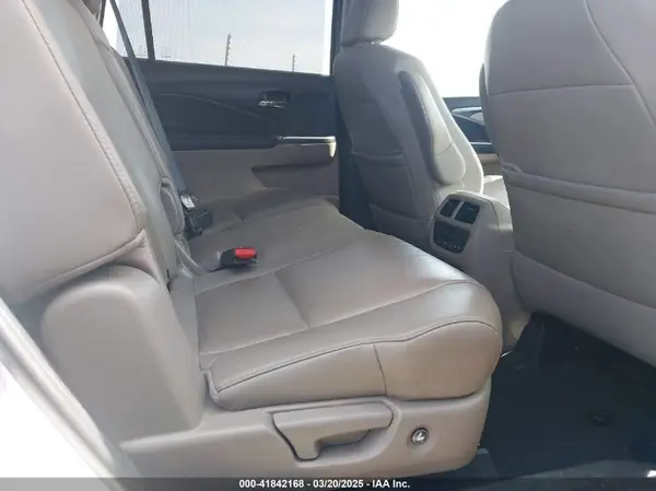 5FNYF5H52LB008492 2020 HONDA PILOT - Image 8