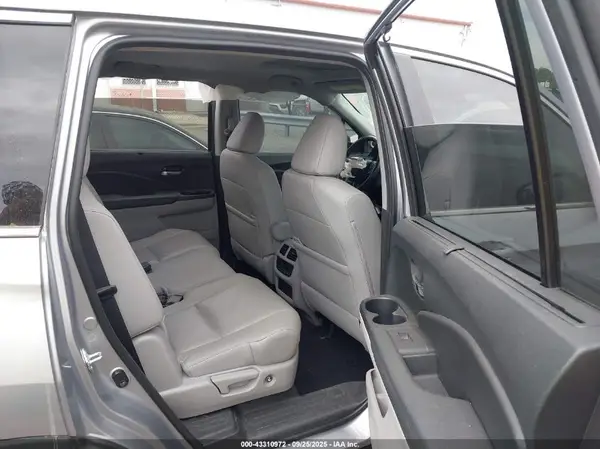 5FNYF5H52NB010214 2022 HONDA PILOT - Image 8