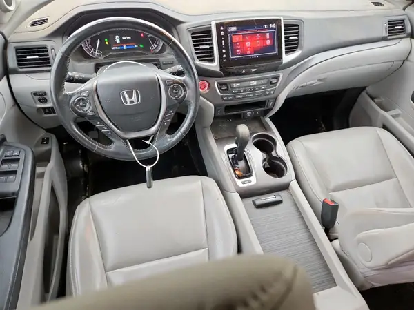 5FNYF5H53HB024918 2017 HONDA PILOT - Image 8
