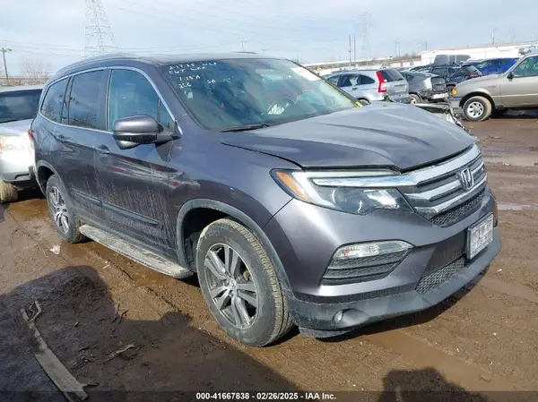 5FNYF5H53HB029780 2017 HONDA PILOT - Image 1