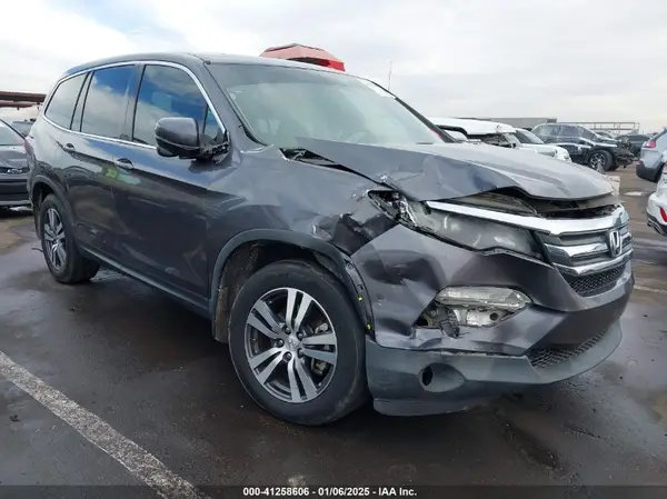 5FNYF5H53HB033442 2017 HONDA PILOT - Image 1
