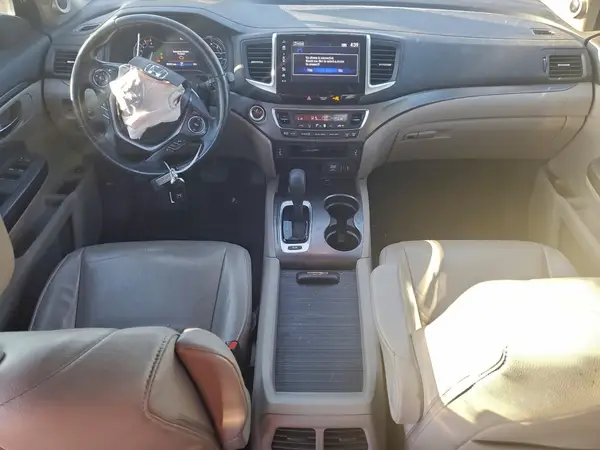 5FNYF5H53HB038379 2017 HONDA PILOT - Image 8