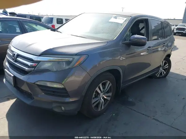 5FNYF5H53HB041024 2017 HONDA PILOT - Image 2