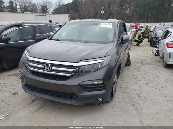 5FNYF5H53HB044988 2017 HONDA PILOT - Image 2