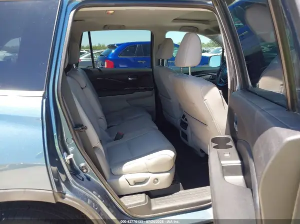5FNYF5H53JB003363 2018 HONDA PILOT - Image 8