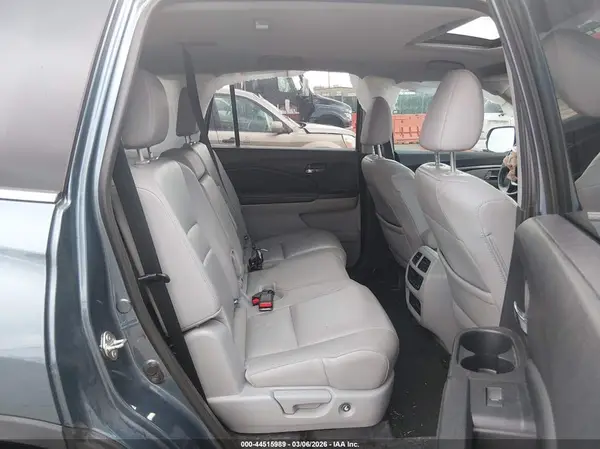 5FNYF5H53JB018347 2018 HONDA PILOT - Image 8