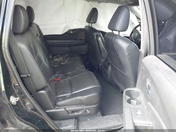 5FNYF5H53JB018980 2018 HONDA PILOT - Image 8