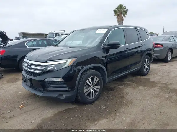 5FNYF5H53JB023970 2018 HONDA PILOT - Image 2