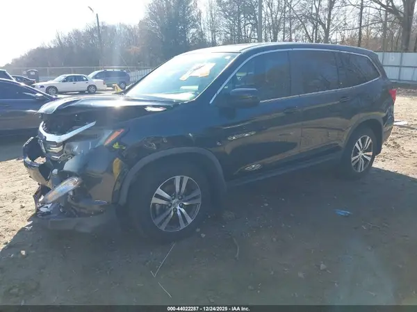 5FNYF5H53JB028845 2018 HONDA PILOT - Image 2