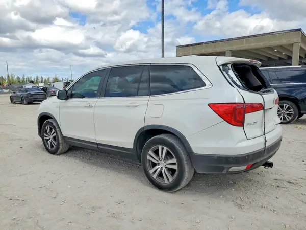 5FNYF5H53JB031339 2018 HONDA PILOT - Image 2