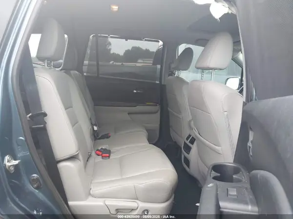 5FNYF5H53KB021184 2019 HONDA PILOT - Image 8