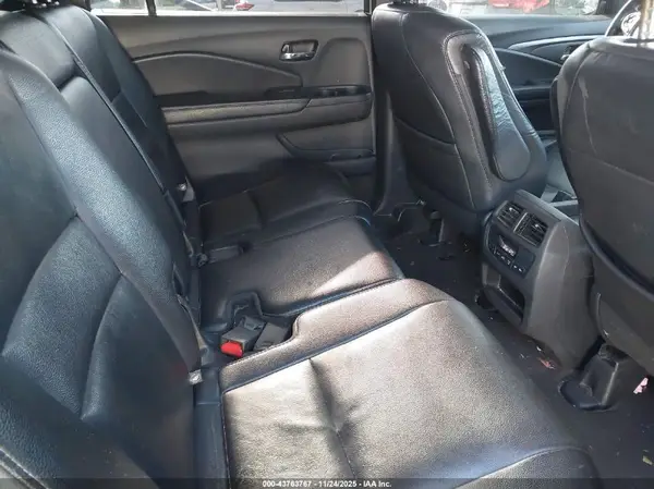5FNYF5H54HB029447 2017 HONDA PILOT - Image 8