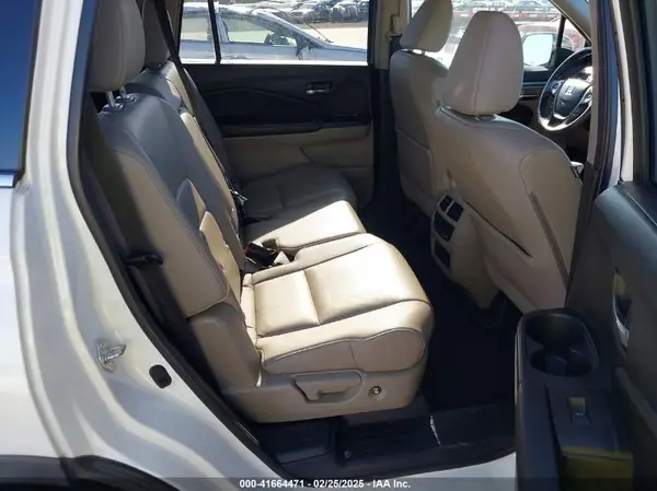 5FNYF5H54HB043638 2017 HONDA PILOT - Image 8