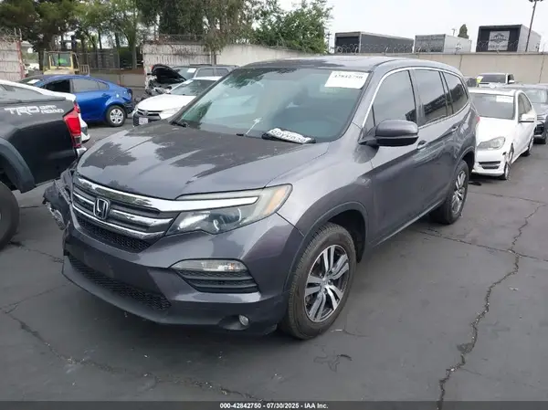 5FNYF5H54JB004599 2018 HONDA PILOT - Image 2