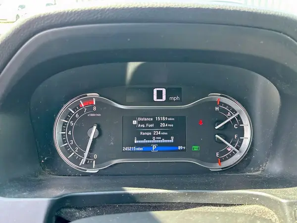 5FNYF5H54JB004991 2018 HONDA PILOT - Image 8