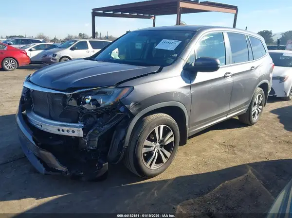 5FNYF5H54JB010919 2018 HONDA PILOT - Image 2