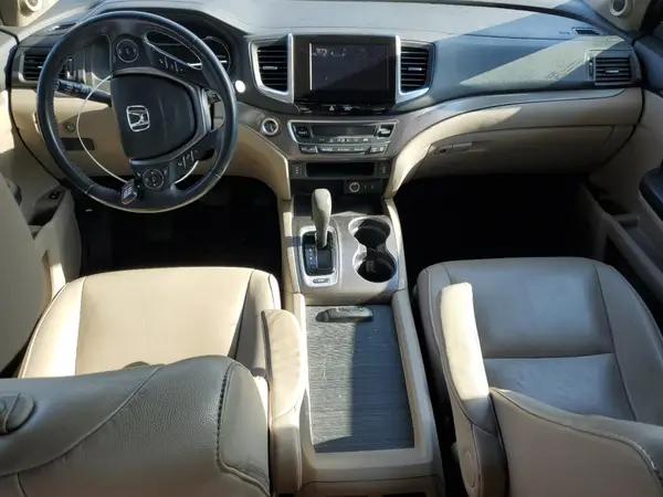 5FNYF5H54JB018051 2018 HONDA PILOT - Image 8