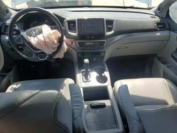 5FNYF5H54JB027946 2018 HONDA PILOT - Image 8