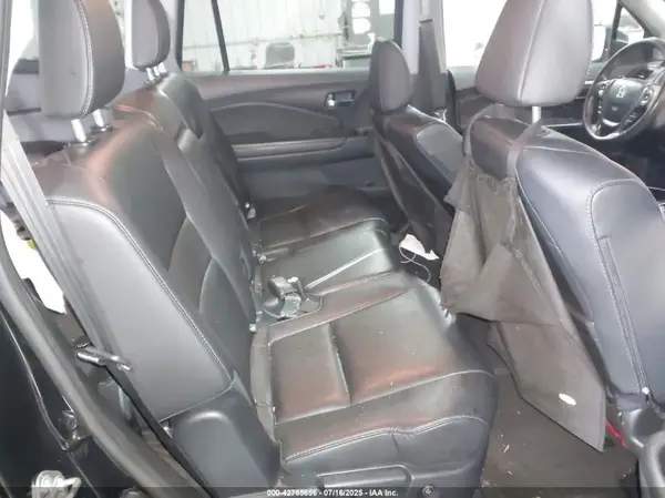 5FNYF5H54JB028286 2018 HONDA PILOT - Image 8