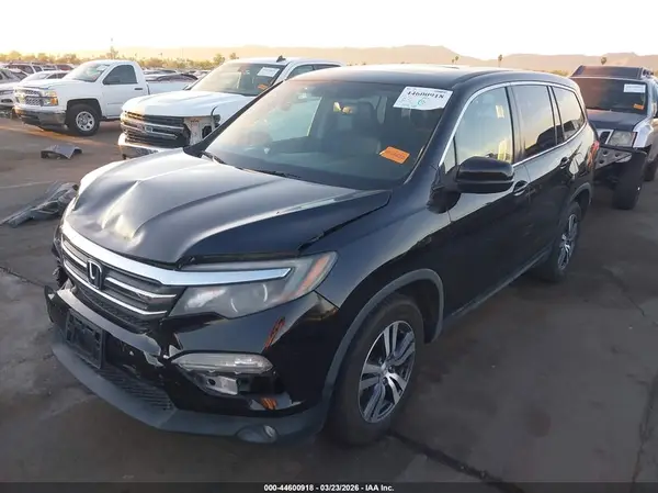 5FNYF5H54JB028921 2018 HONDA PILOT - Image 2
