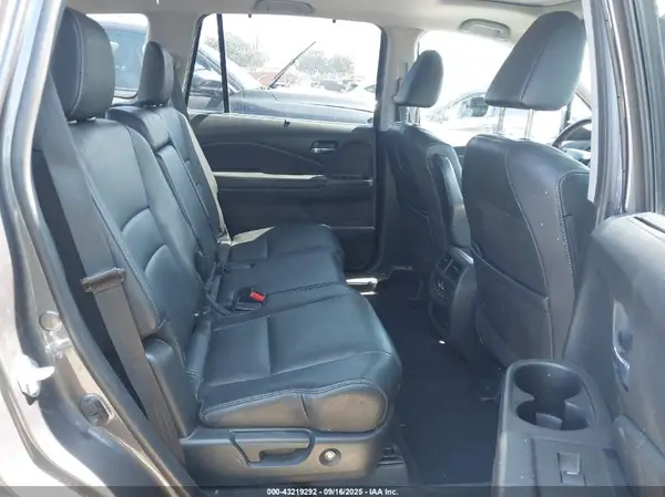 5FNYF5H54MB026137 2021 HONDA PILOT - Image 8