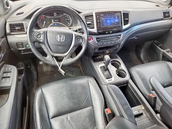 5FNYF5H55HB003701 2017 HONDA PILOT - Image 8