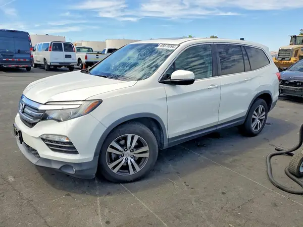 5FNYF5H55HB003987 2017 HONDA PILOT - Image 1
