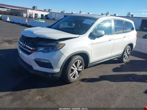 5FNYF5H55HB027819 2017 HONDA PILOT - Image 2