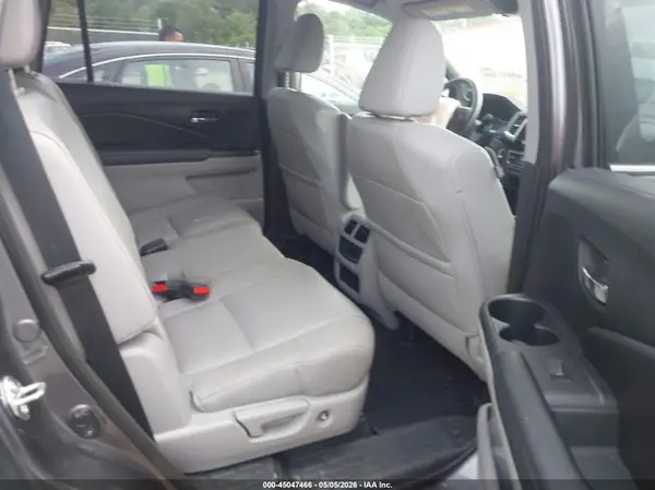 5FNYF5H55HB031305 2017 HONDA PILOT - Image 8