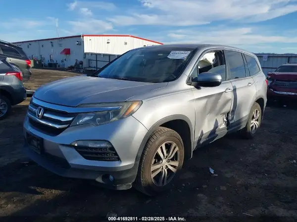 5FNYF5H55HB031708 2017 HONDA PILOT - Image 2