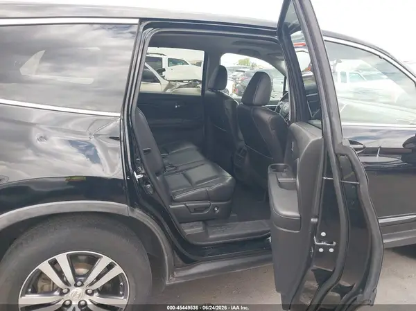 5FNYF5H55HB038691 2017 HONDA PILOT - Image 8