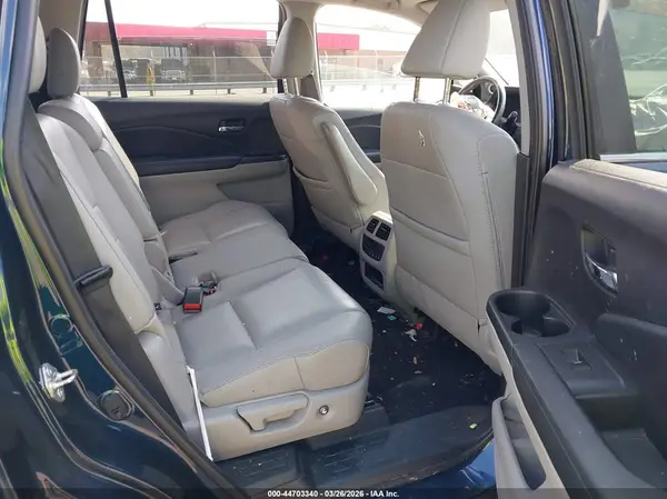 5FNYF5H55JB002313 2018 HONDA PILOT - Image 8