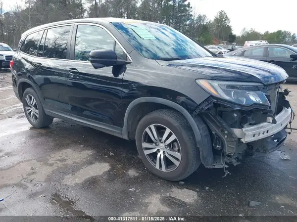 5FNYF5H55JB004434 2018 HONDA PILOT - Image 1